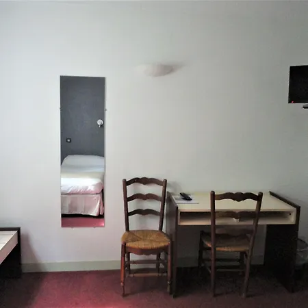 La Bonne Hotel Pommevic