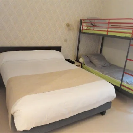 La Bonne Hotel Pommevic